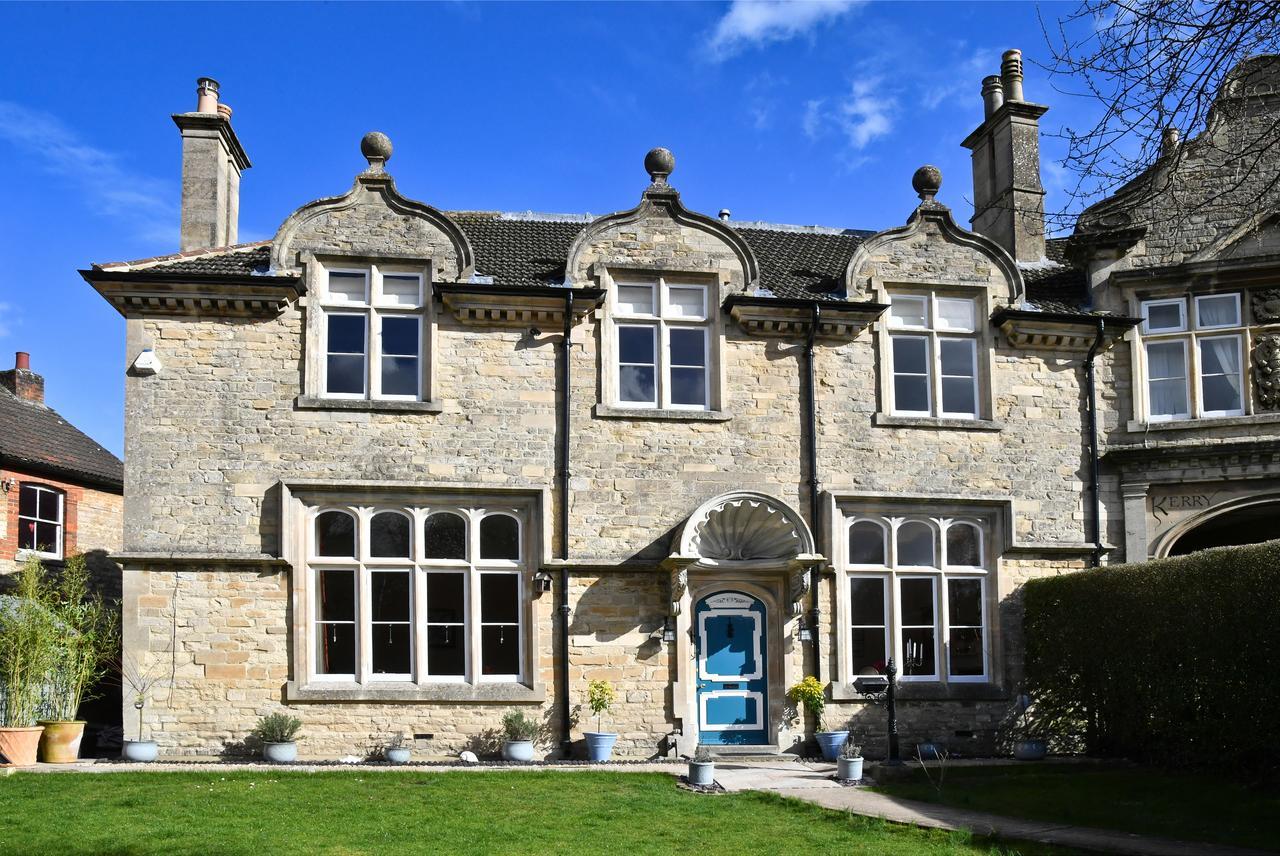 Heritage Bed And Breakfast Calne Exterior photo